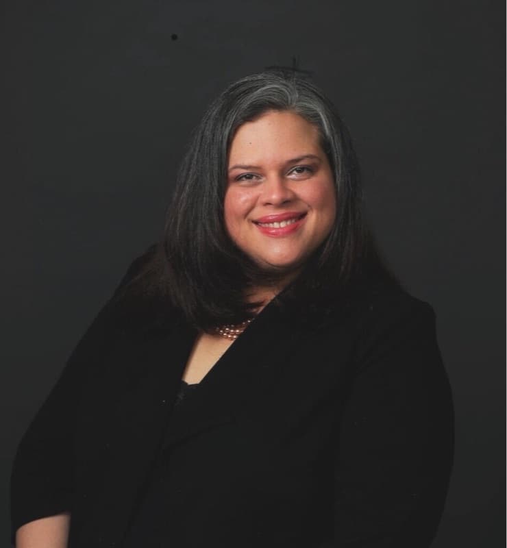 La Dra. Awilda (Lexy) Figueroa, médica quiropráctica en Omni West Haven