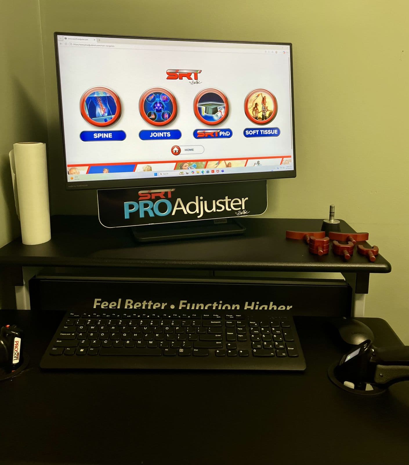 The SRT ProAdjuster station with its patient screen on the system's home menu